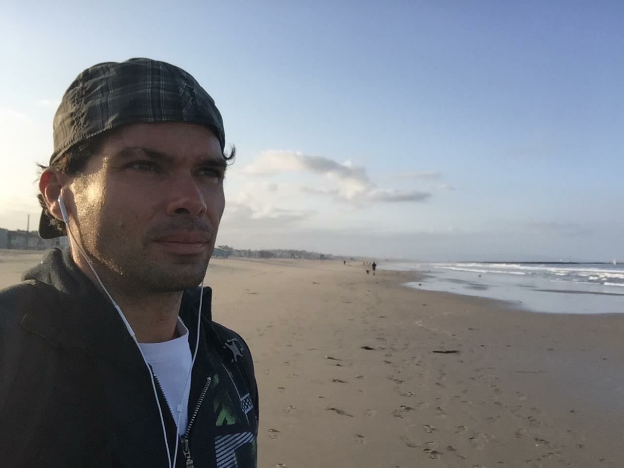 Personal photo 5 - On a beach with headphones